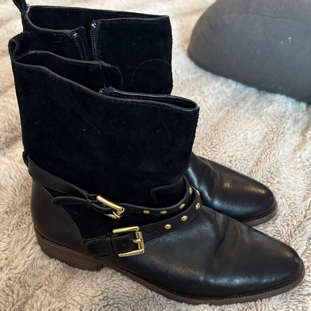 Coach Lilliana boots size 6